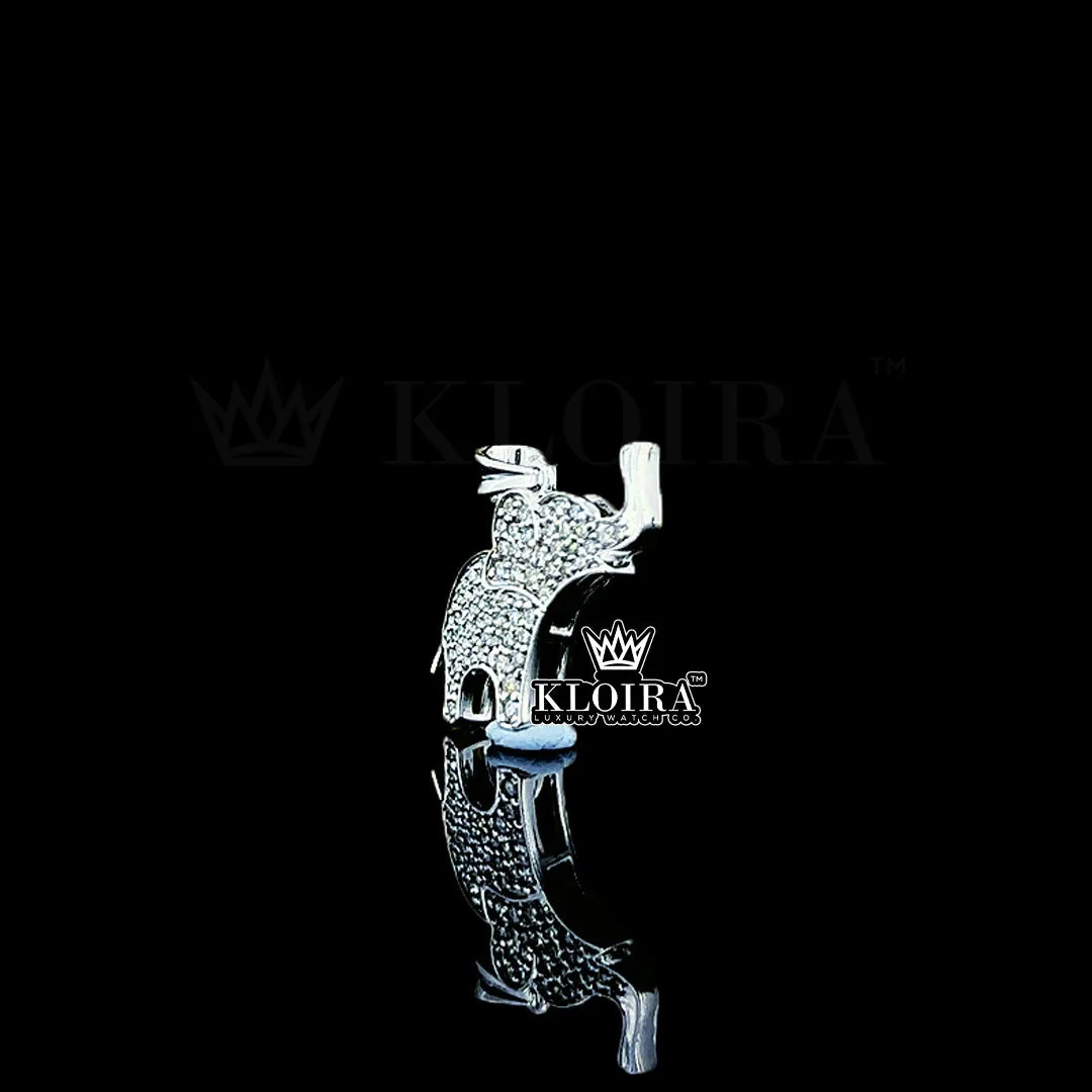 Majestic Elephant Grace Pendant Closeup Left