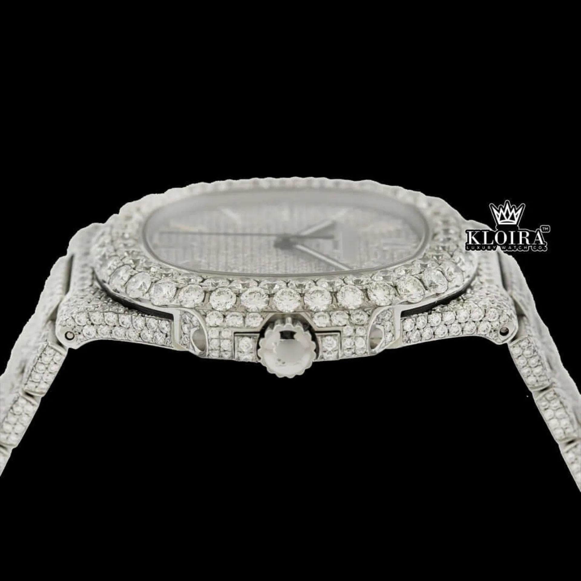 Patik Philippe VVS Moissanite Watch Crown Close View