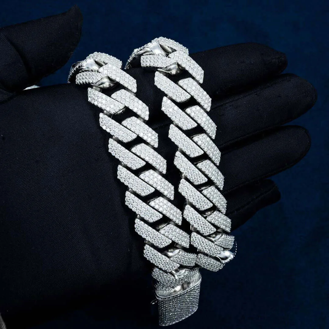 20mm Round Moissanite Cuban Link Chain GlowTwist in 14K White Gold Closeup Half Chain