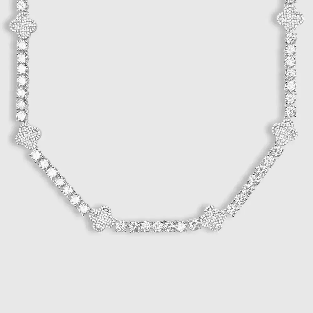Moissanite Tennis Chain Luxe Clover in 14K White Gold, 5mm Round Cut, elegant design