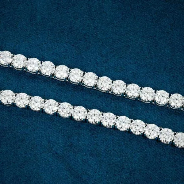 6mm Round Moissanite Tennis Chain FrostGlow in 14K White Gold Closeup Middle View