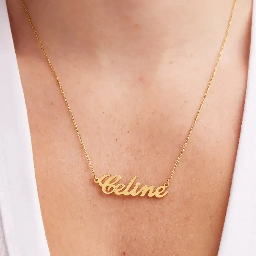 Custom Sophisticated Name Pendant Necklace in 14K Gold